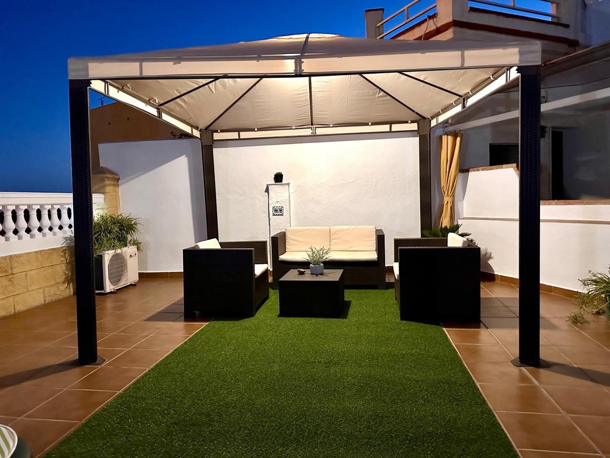 הוילה מאלגה The House In Toquero Solarium Views To The Alcazaba מראה חיצוני תמונה